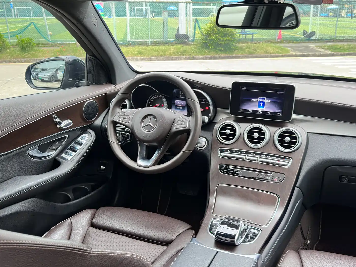 Mercedes-Benz GLC 2019 Model GLC 200 L 4MATIC фото 13