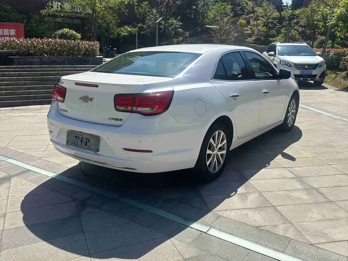 Chevrolet Malibu 2018 530T Automatic Luxury Edition фото 6