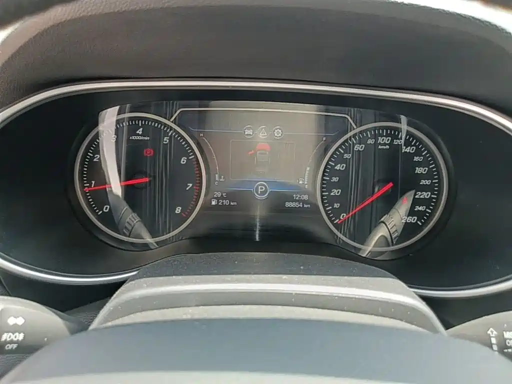 Hongqi H5 2018 30TD Dynamic Edition фото 12