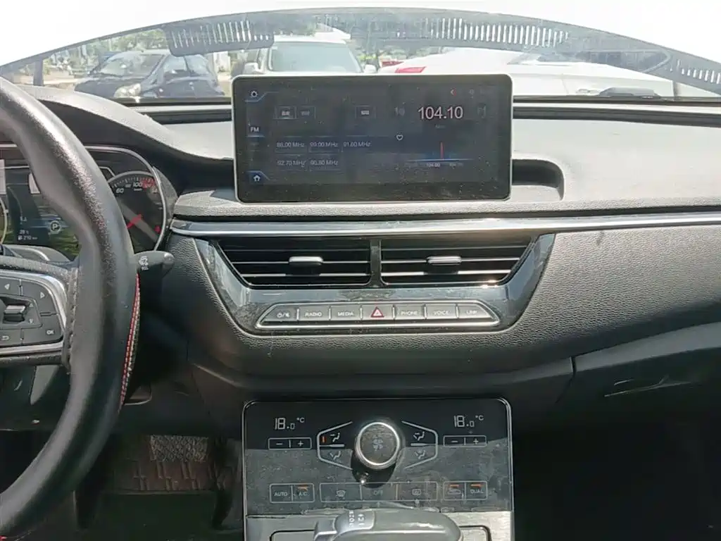 Hongqi H5 2018 30TD Dynamic Edition фото 13