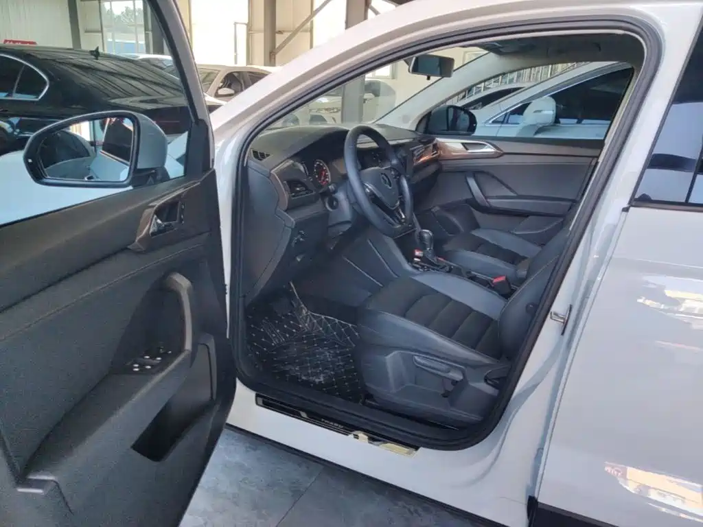 Volkswagen Tharu, миниатюра 16