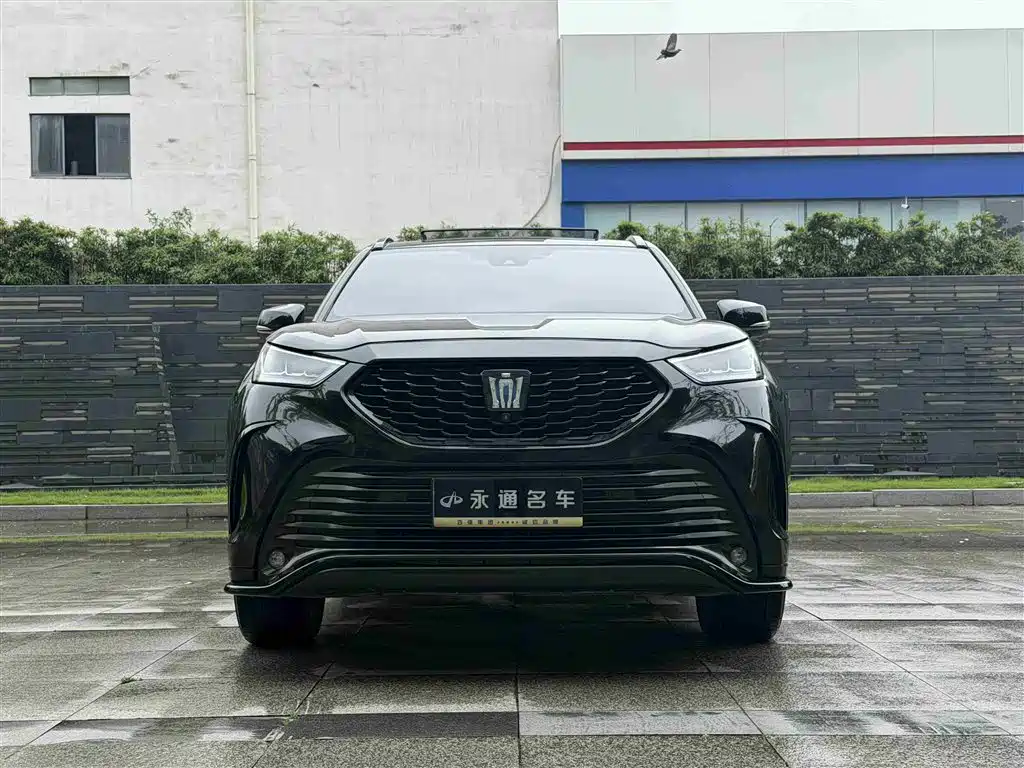Toyota Crown Kluger 2021 2.5L HEV AWD Flagship Edition фото 2