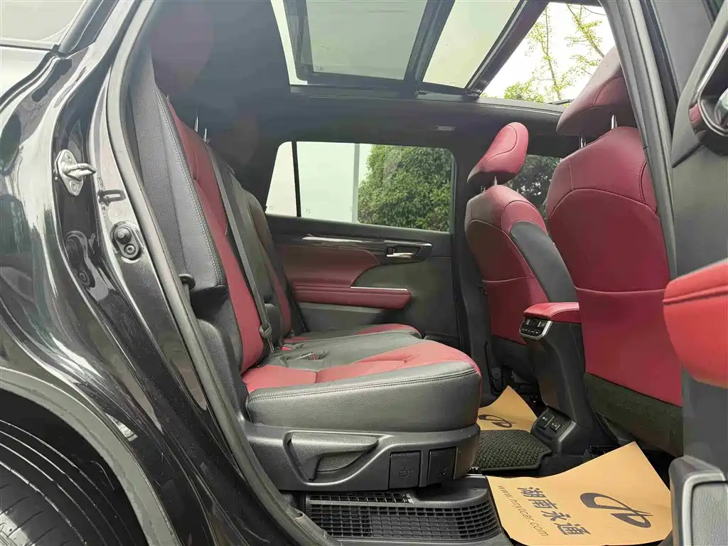 Toyota Crown Kluger 2021 2.5L HEV AWD Flagship Edition фото 9