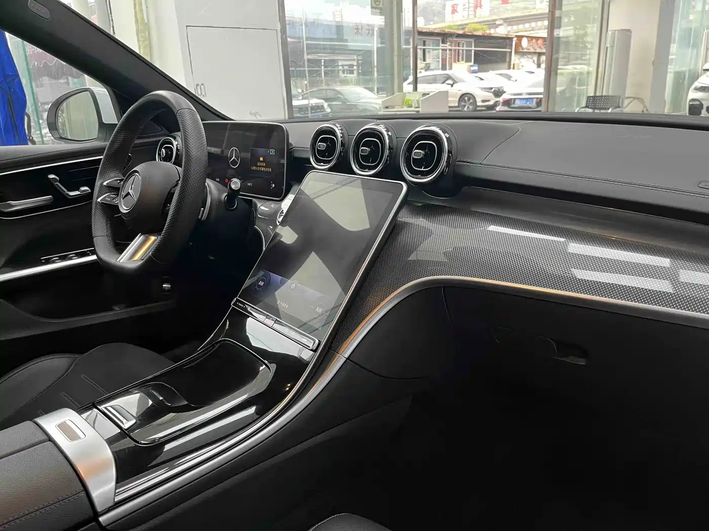 Mercedes-Benz C-Class 2023 C 200 L Sport фото 24