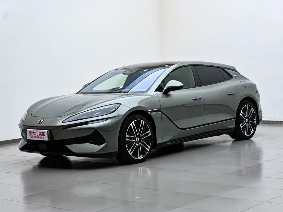 Фото 2 - Denza Z9GT