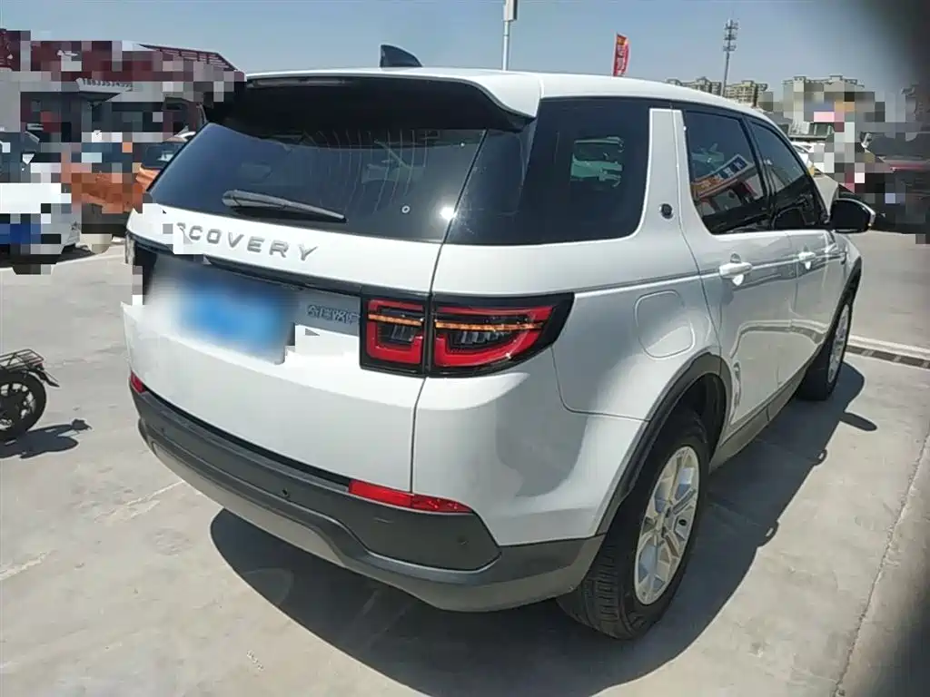 Land Rover Discovery Sport 2020 200PS Family Edition фото 7