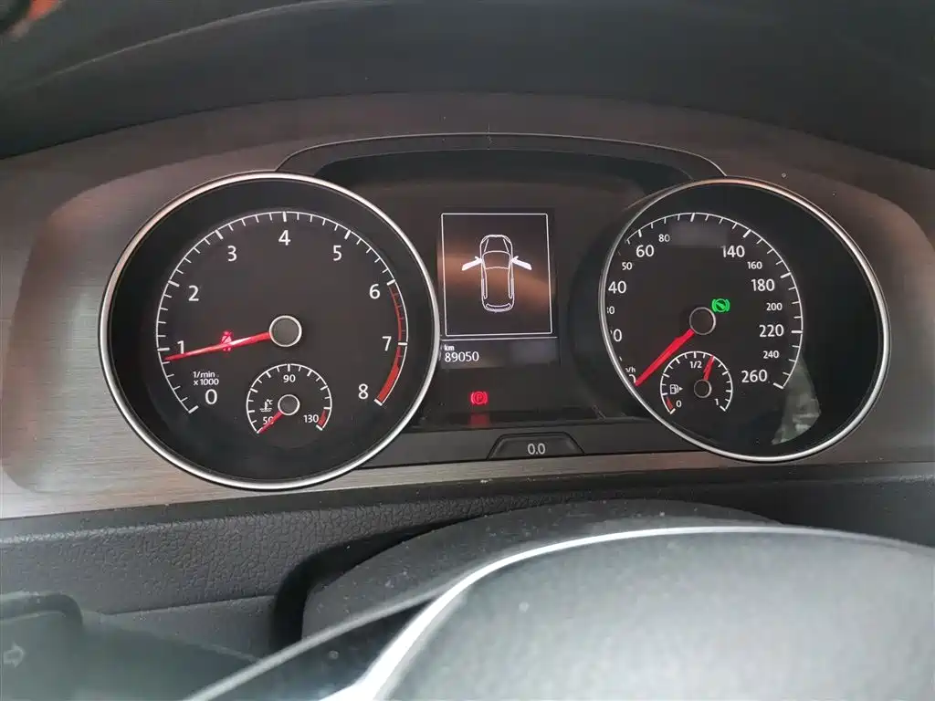 Volkswagen Golf 2014 1.6L Automatic Comfort фото 4