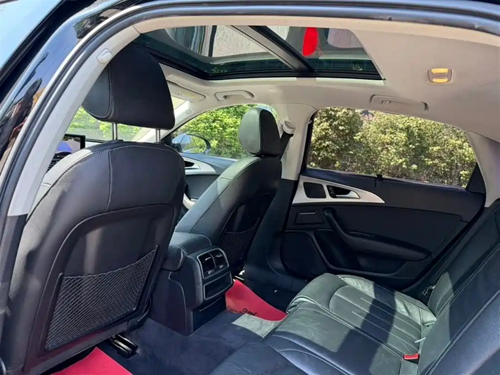 Audi A6L 2018 30th Anniversary 35 TFSI Fashion фото 6