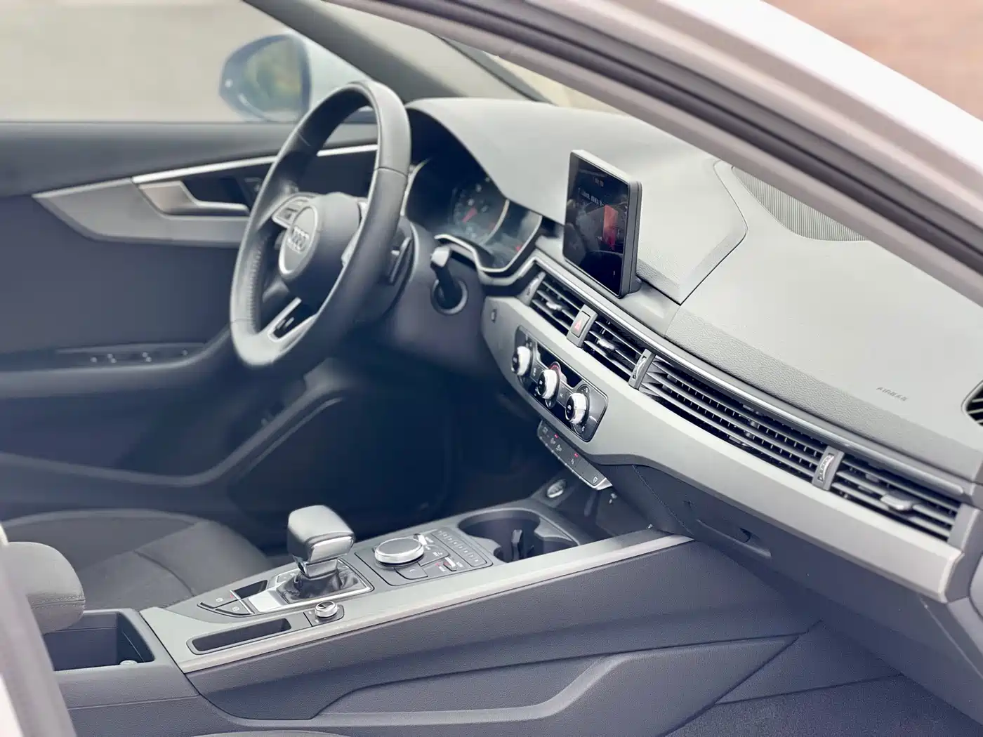Audi A4L 2019 40 TFSI Progressive (China VI) фото 21