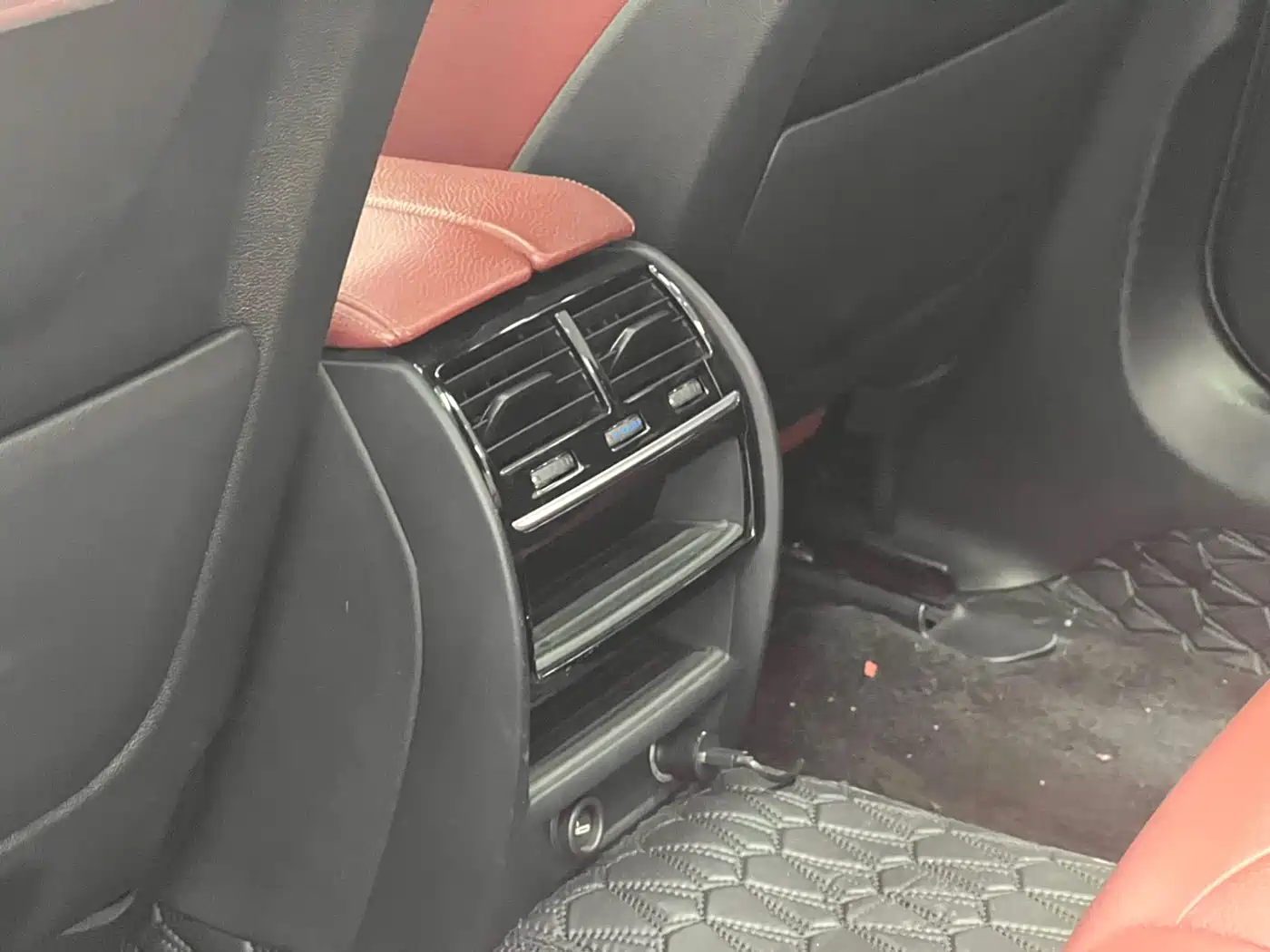 BMW 5 Series 2019 530Li Leading M Sport Package фото 15