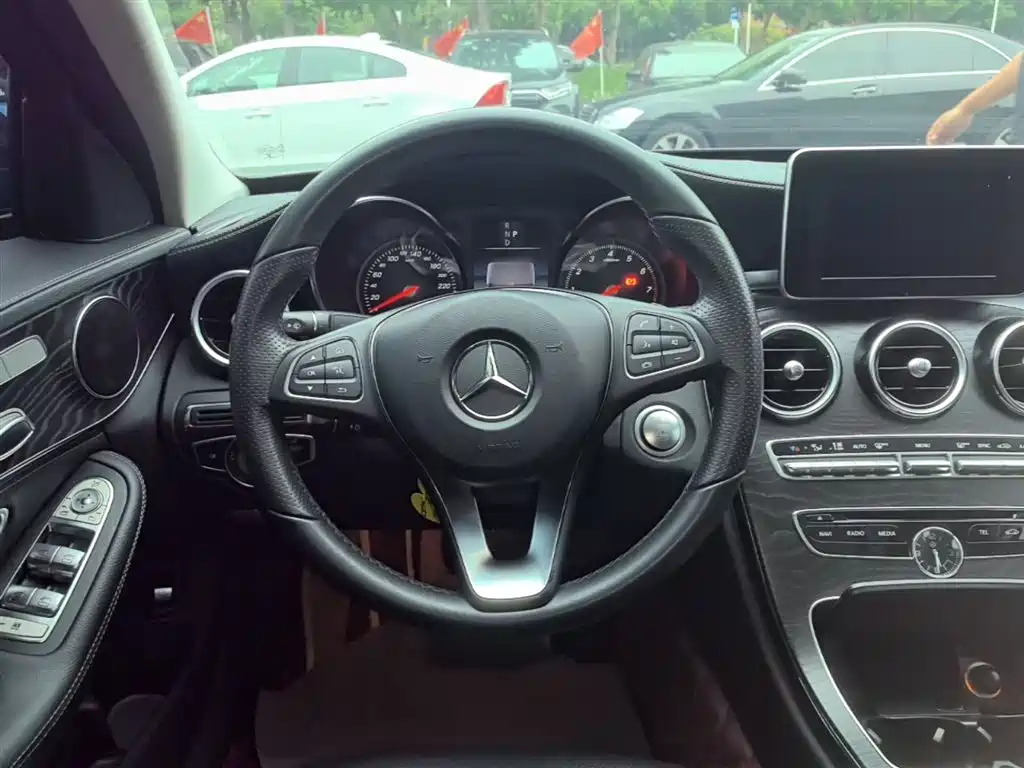 Mercedes-Benz C-Class 2018 C 200 L Sport Edition фото 11