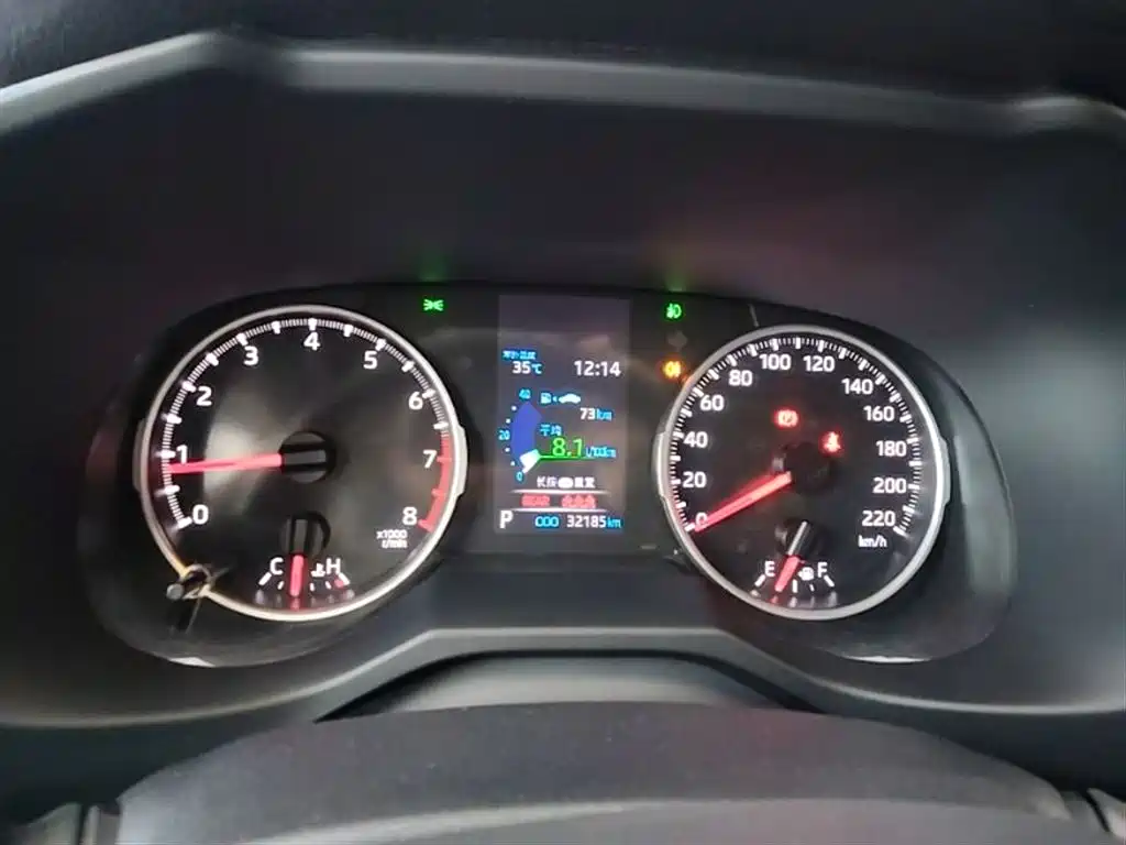 Toyota Wildlander 2023 2.0L CVT FWD LE фото 12