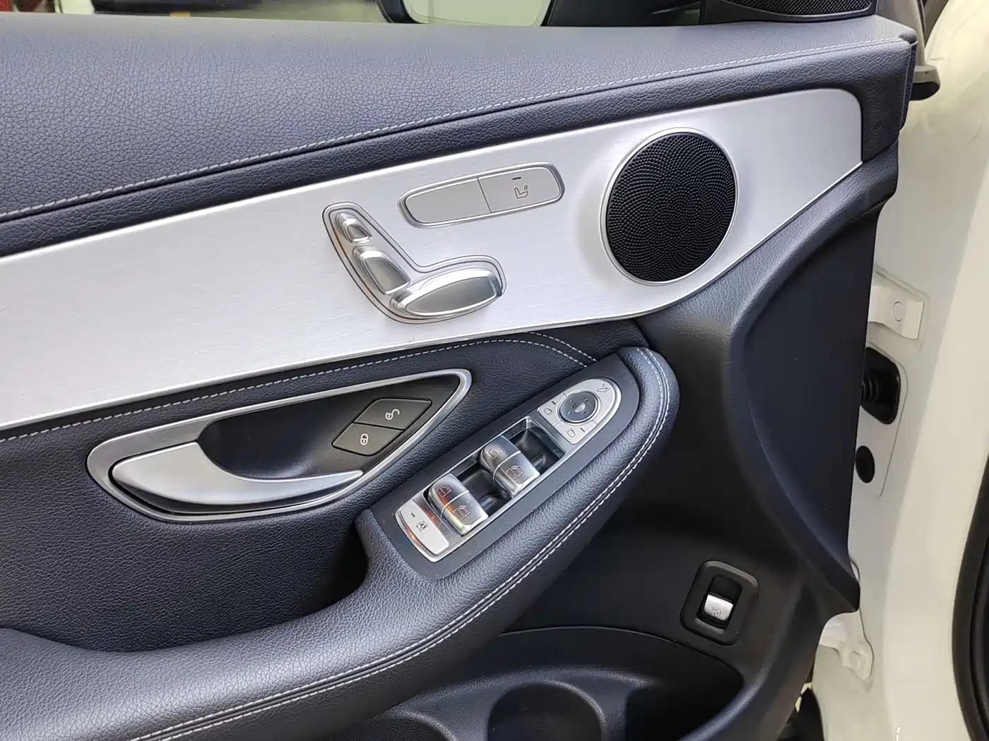 Mercedes-Benz GLC 2020 GLC 260 L 4MATIC Dynamic фото 11