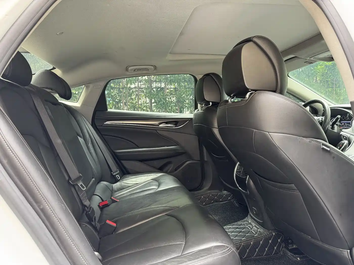 Buick LaCrosse 2018 Model 28T Elite Edition фото 15