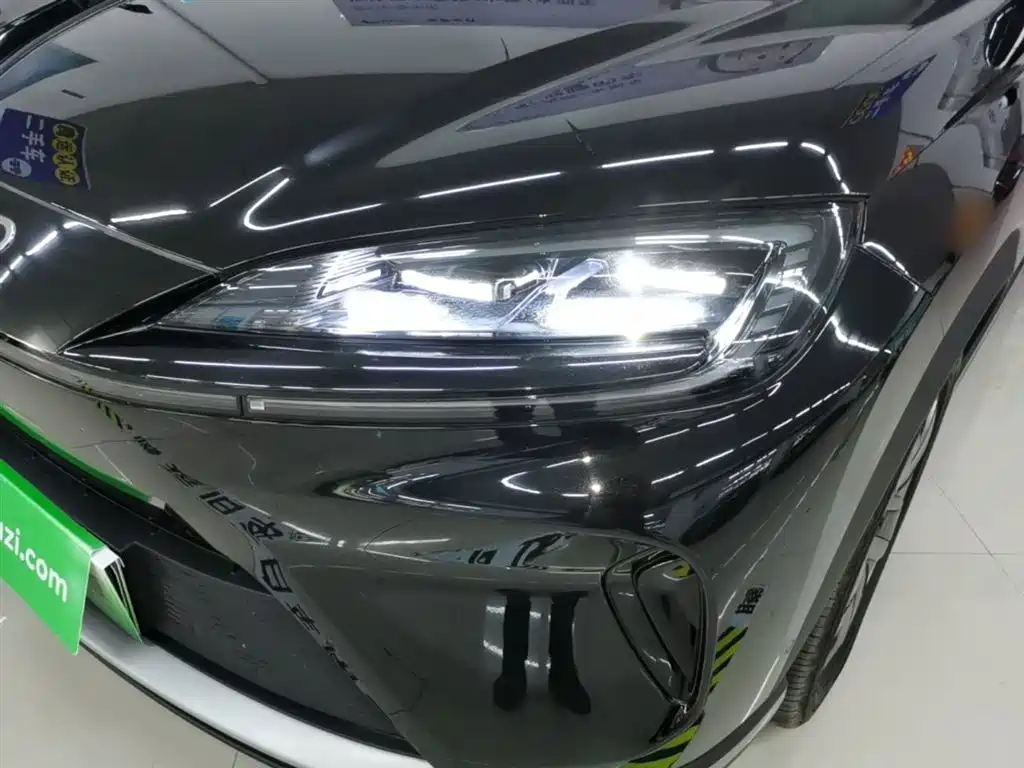 BYD Hai Shi 07 DM-i 2025 150 Pilot+ Edition фото 24