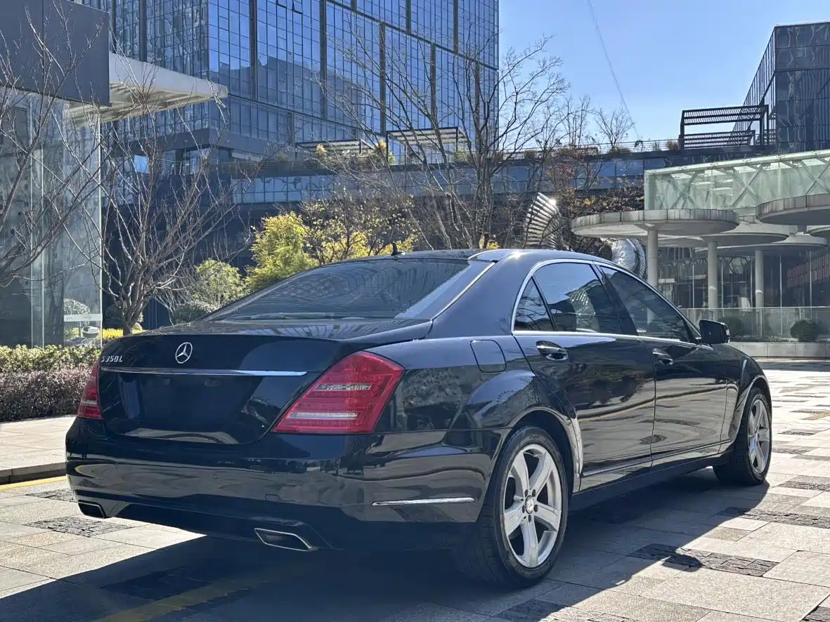 Mercedes-Benz S-Class 2012 S 300 L Business Simplified Edition фото 4