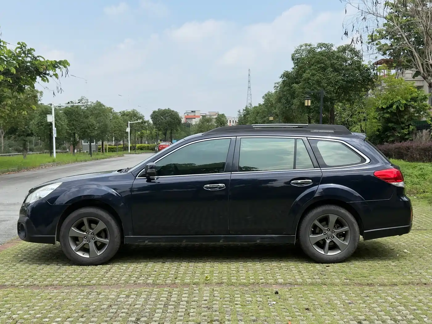 Subaru Outback 2014 2.5i Elegance Smart Edition фото 6