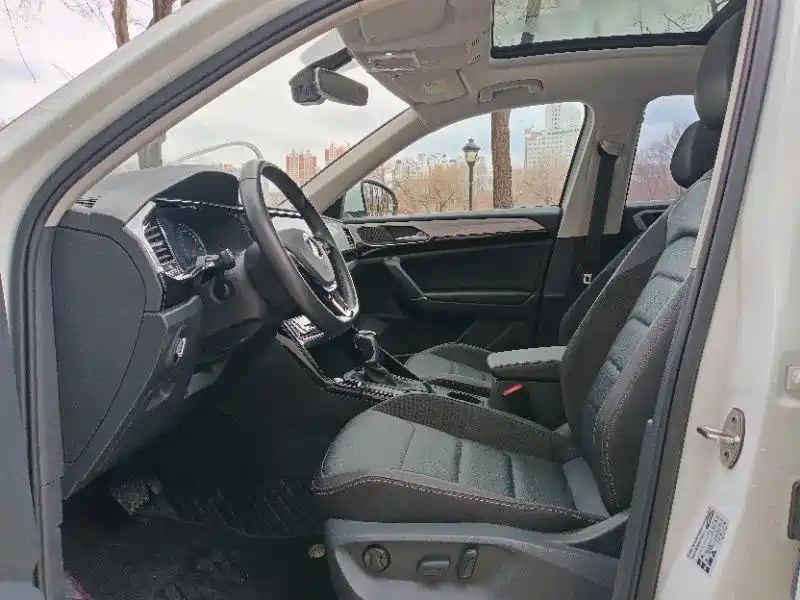 Volkswagen Tayron 2021 280TSI 2WD Luxury Smart Connect фото 8