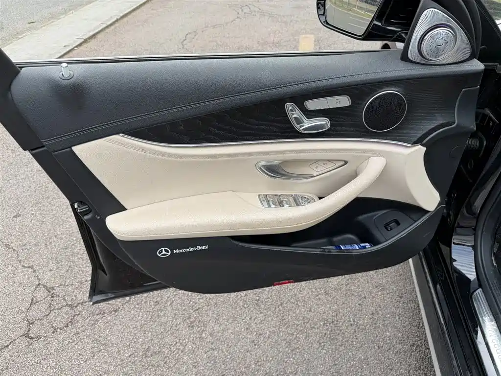 Mercedes-Benz E-Class 2018 E 200 L Sport фото 6