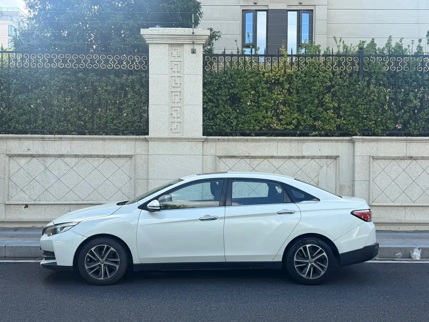Venucia D60 2017 2018 1.6L CVT Smart Elite Edition