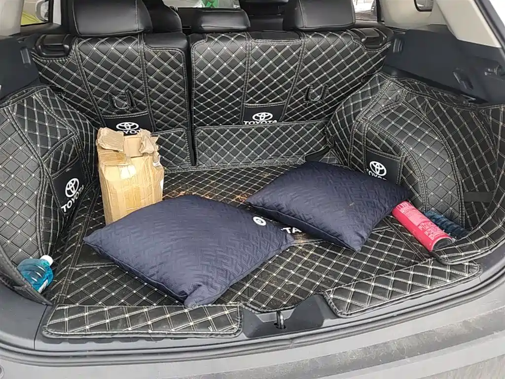 Toyota Corolla Cross 2024 Model 2.0L Pioneer Edition фото 19