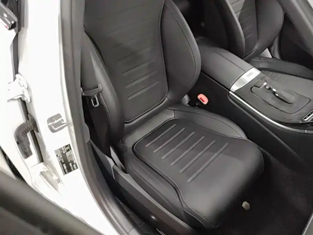 Mercedes-Benz C-Class 2025 Facelift C 260 L Night Sport Edition фото 25