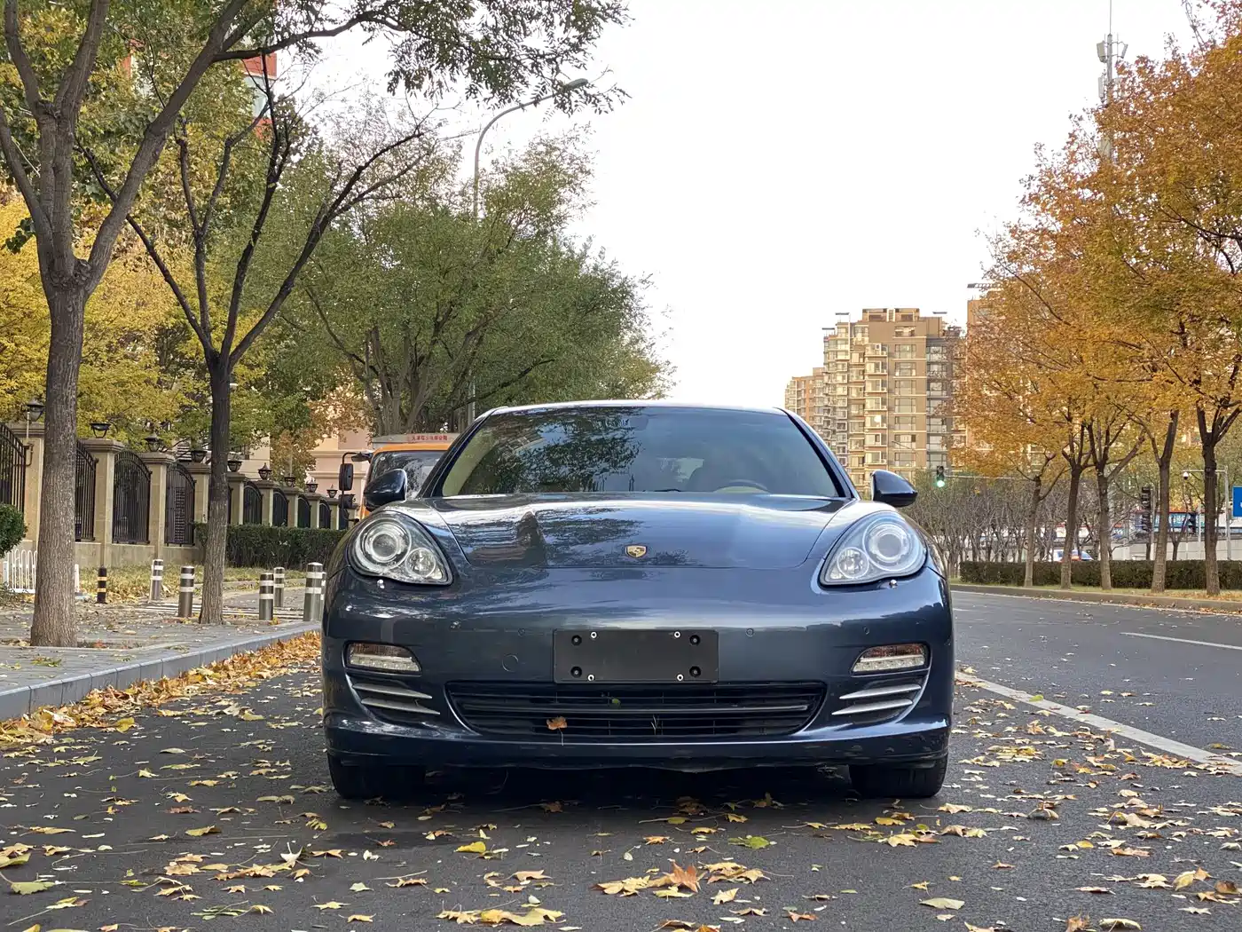 Porsche Panamera 2013 Panamera 4 Platinum Edition 3.6L фото 2