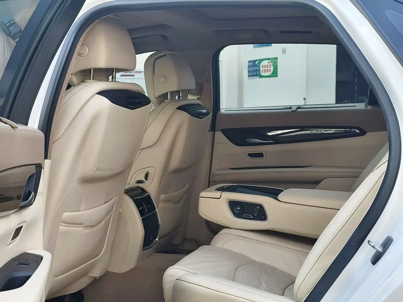 Cadillac CT6 2016 28T Platinum Edition фото 5