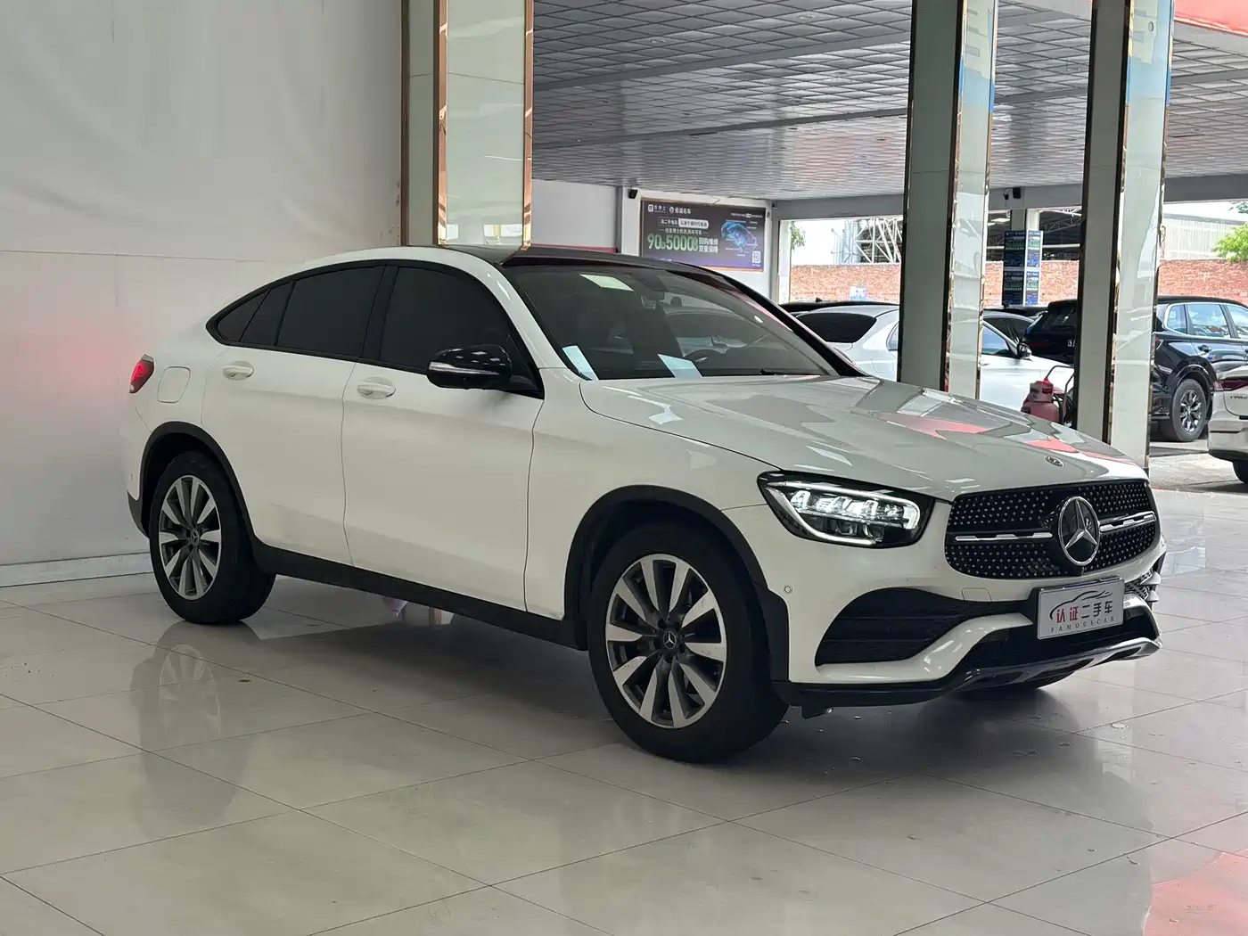 Mercedes-Benz GLC Coupe 2020 GLC 260 4MATIC Coupe SUV фото 3