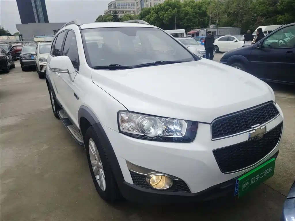 Chevrolet Captiva 2014 2.4L 4WD Flagship 7-seater фото 4