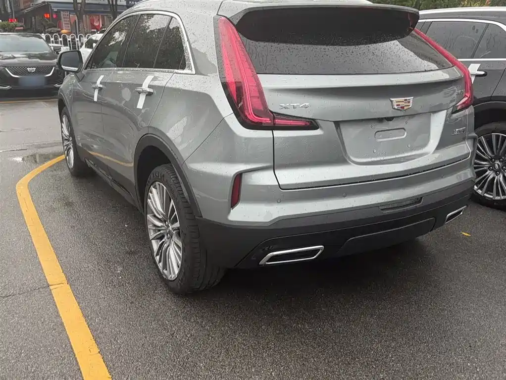 Cadillac XT4 2024 28T 2WD Premium фото 7
