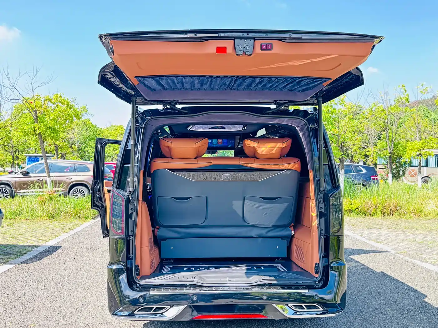 MERCEDES-BENZ VITO