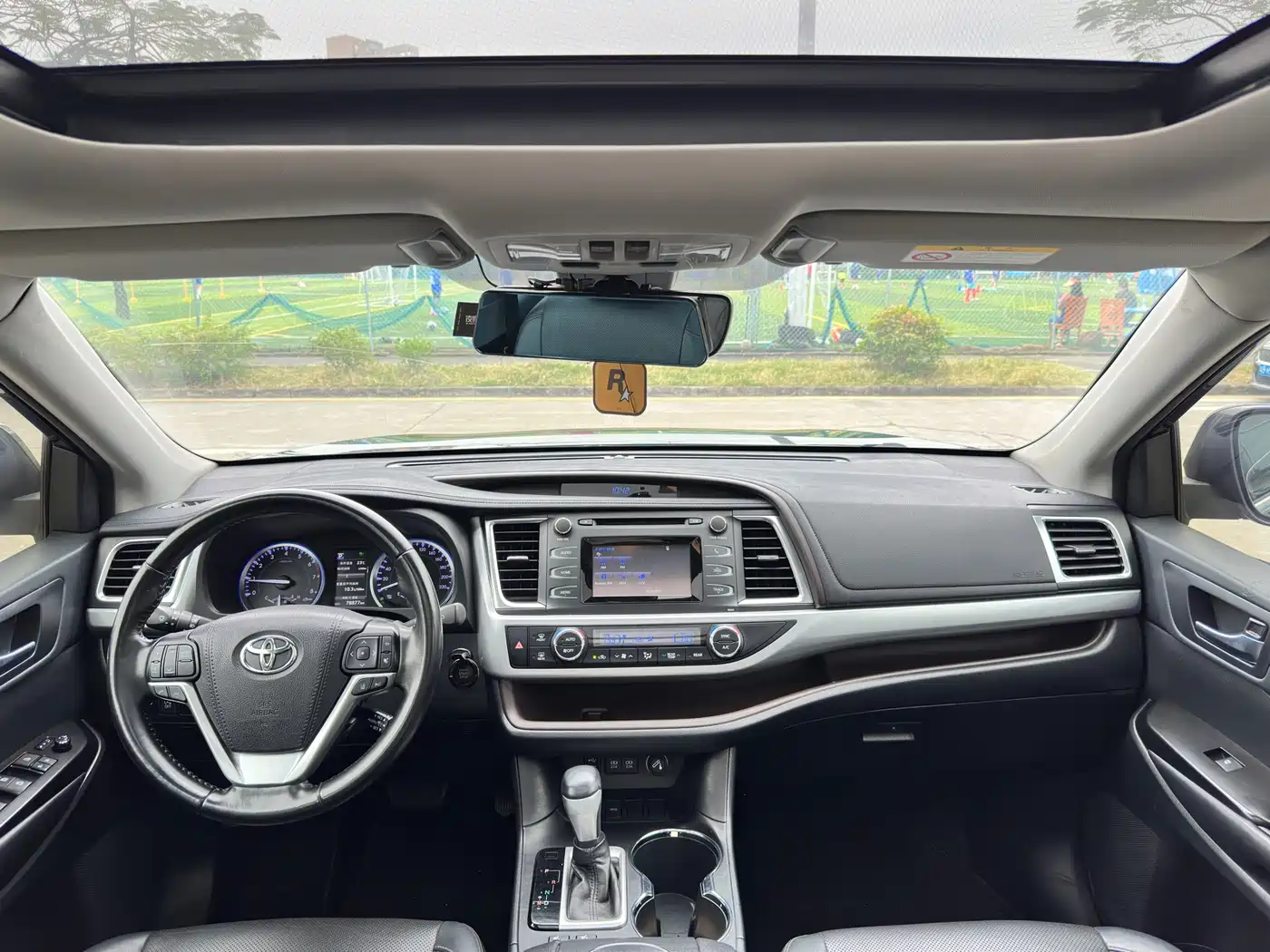 Toyota Highlander 2018 2.0T 2WD Luxury 7-Seater China VI фото 13