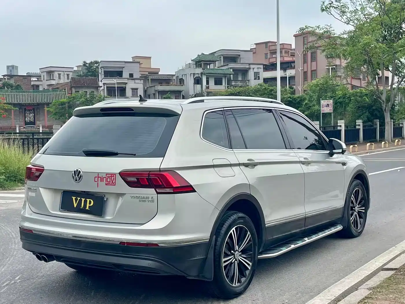 Volkswagen Tiguan L 2019 330TSI Automatic 2WD Panorama Comfort Edition China VI фото 7
