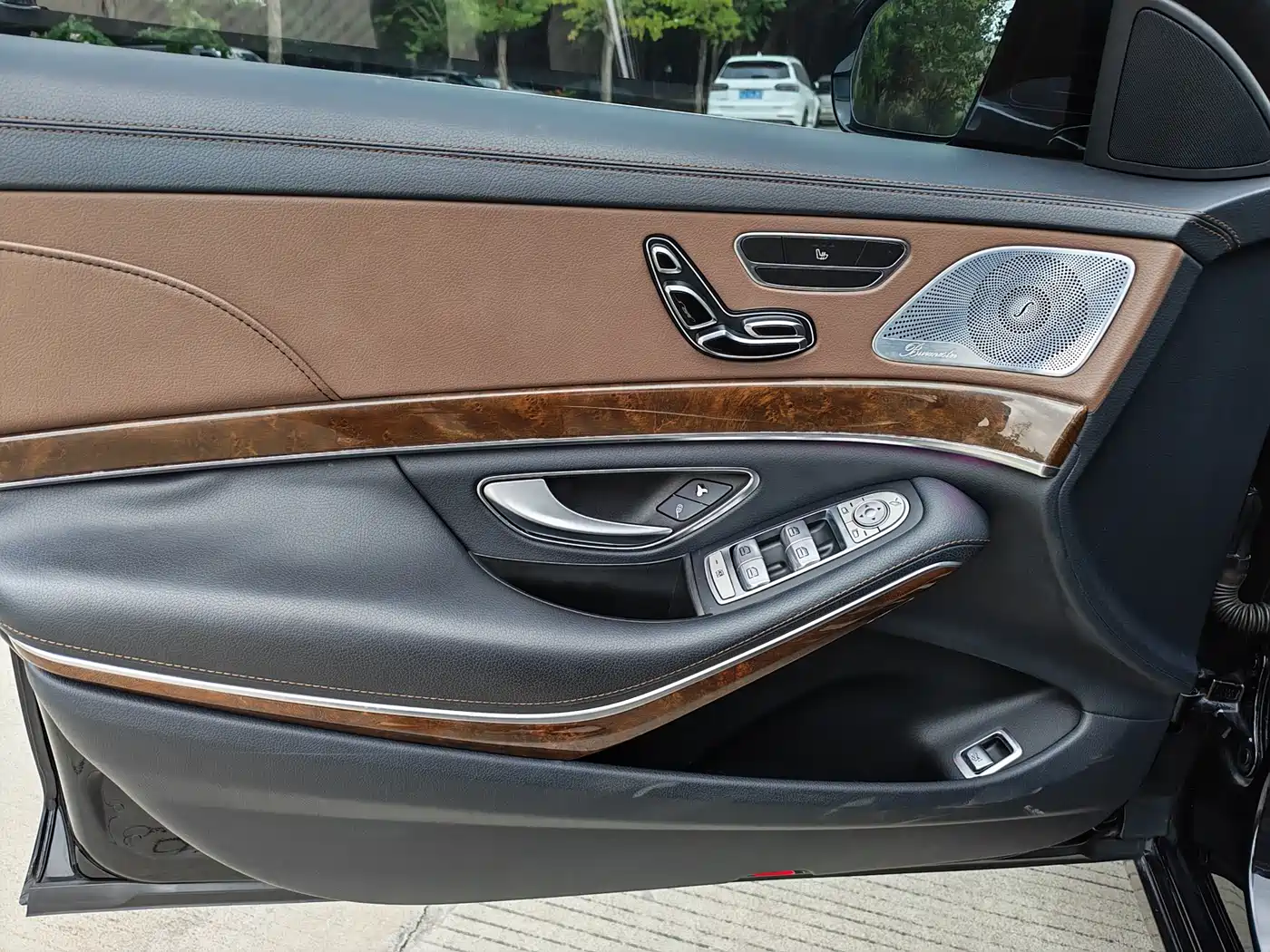 Mercedes-Benz S-Class 2017 S 320 L Business фото 10