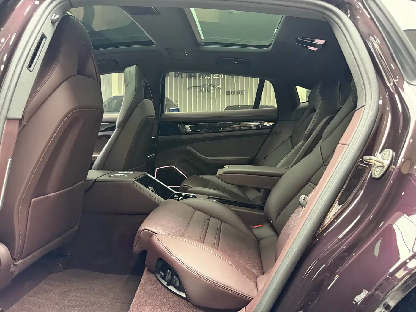 Porsche Panamera 2022 Panamera 4 Executive Long Wheelbase 2.9T фото 21