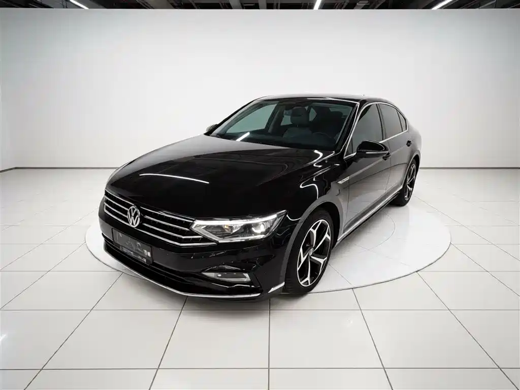 Volkswagen Magotan 2023 Model 2 Million Commemorative Edition 330TSI DSG Luxury