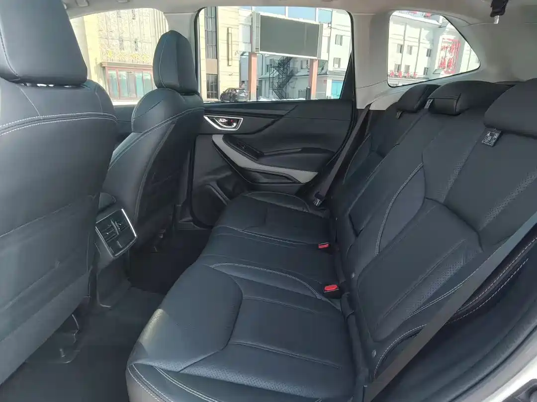 Subaru Forester 2022 2.0i AWD Luxury Edition with EyeSight фото 8