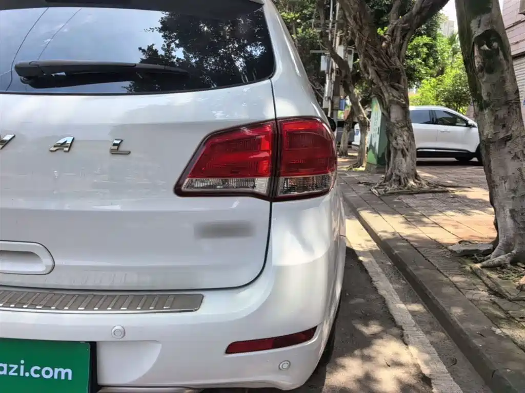 Haval H6 2016 Upgrade Edition 1.5T Manual 2WD Elite Type фото 8