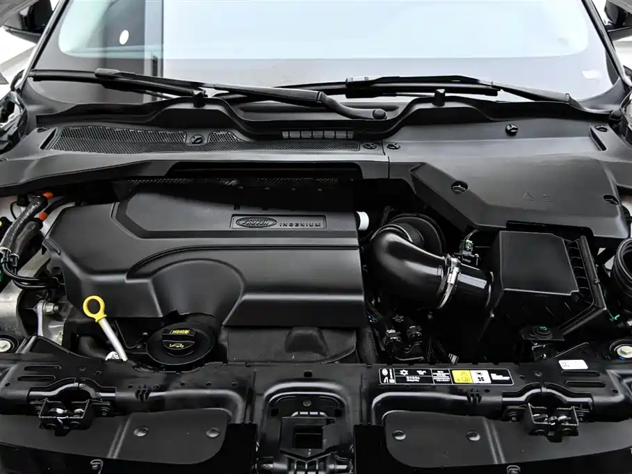 Land Rover Range Rover Evoque 2024 Range Rover Evoque L 249PS Light Master Edition фото 32