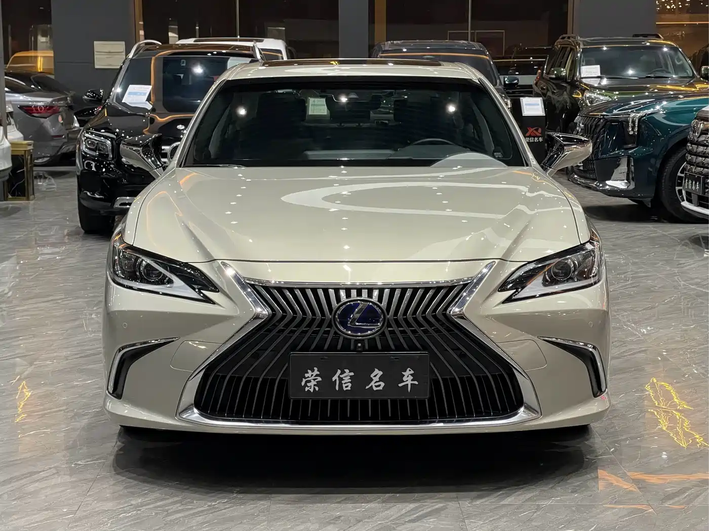 Lexus ES 2018 300h Excellence Edition China VI фото 2
