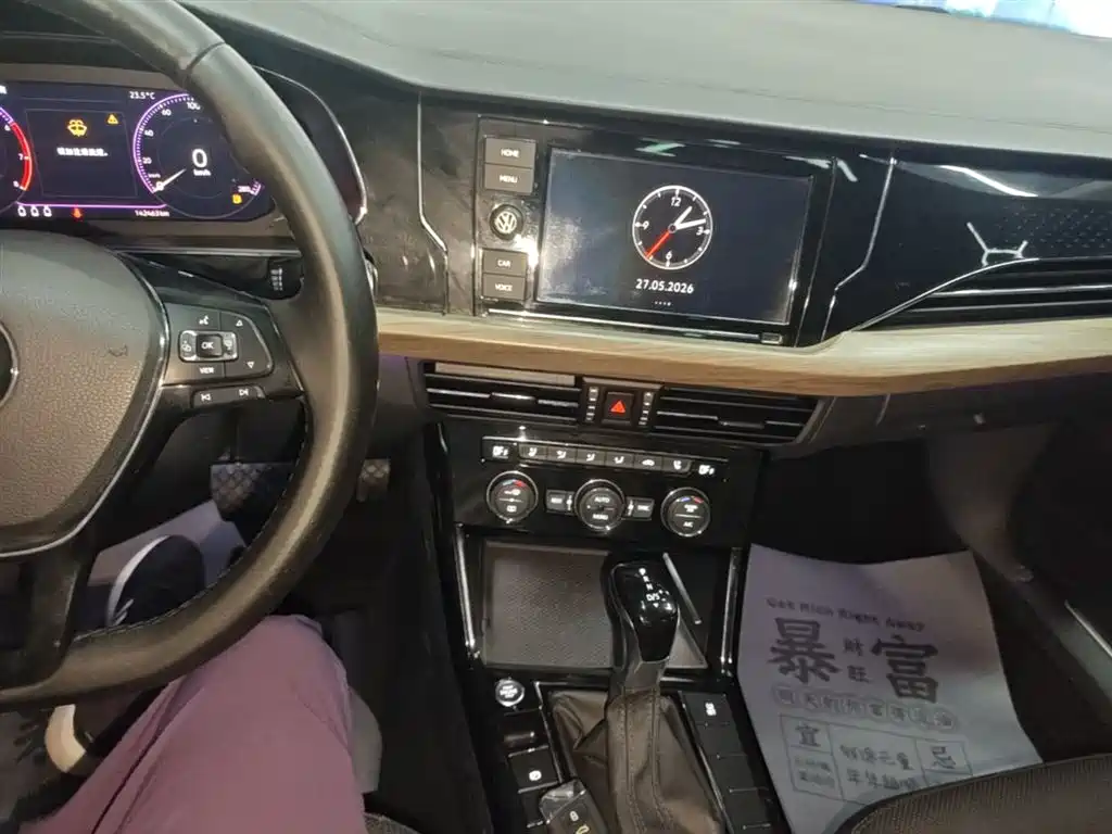 Volkswagen Passat 2019 330TSI Luxury Edition China VI фото 13