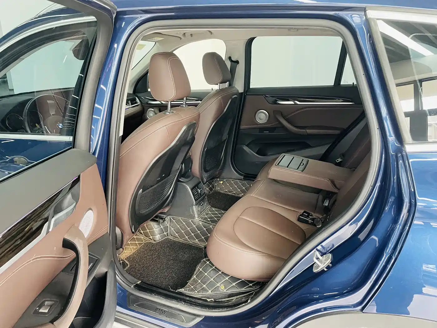 BMW X1 2021 xDrive25Li Exclusive фото 11
