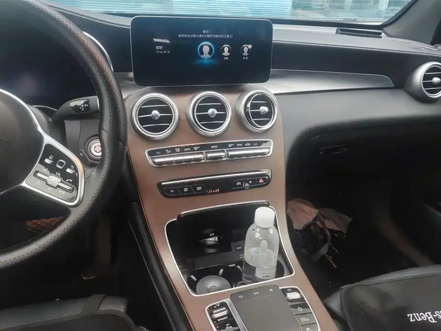 Mercedes-Benz GLC 2020 GLC 300 L 4MATIC Dynamic фото 13
