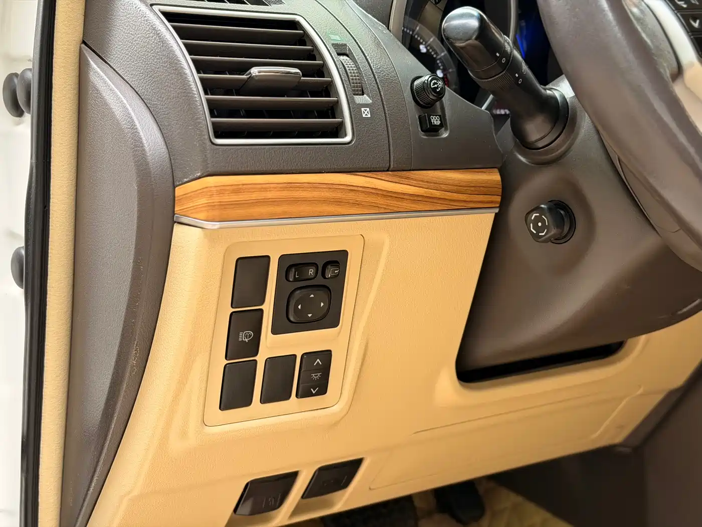 Toyota Prado 2014 4.0L Automatic VX NAVI фото 8