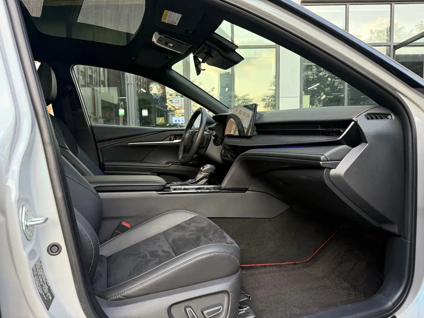 Toyota Camry 2024 Model Dual Hybrid 2.0HXS Sport Plus Edition фото 13
