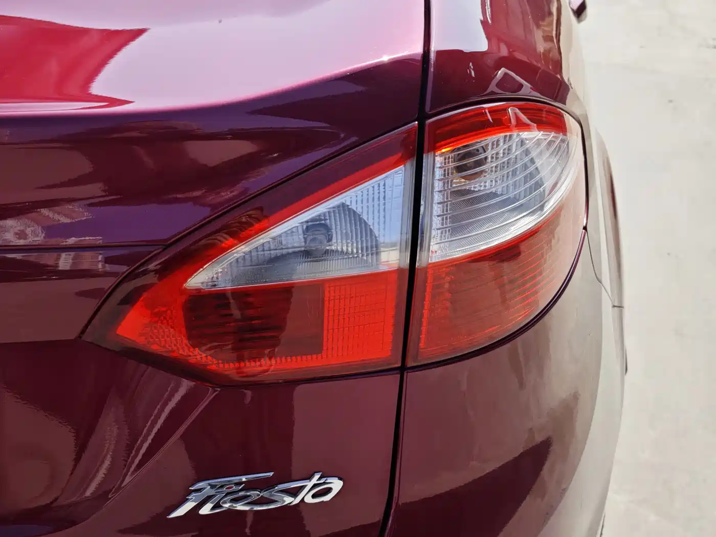 Ford Fiesta 2016 2013 Sedan 1.5L Manual Fashion