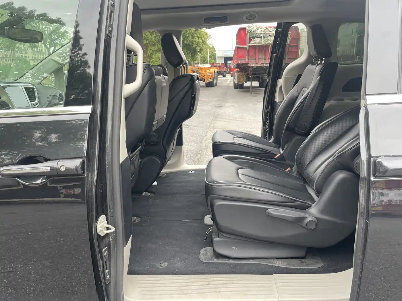 Chrysler Grand Caravan PHEV (Import) 2025 2019 3.6L Plug-in Hybrid