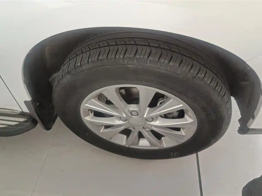 Haval M6 2021 PLUS 1.5T DCT Elite Smart Connect фото 6