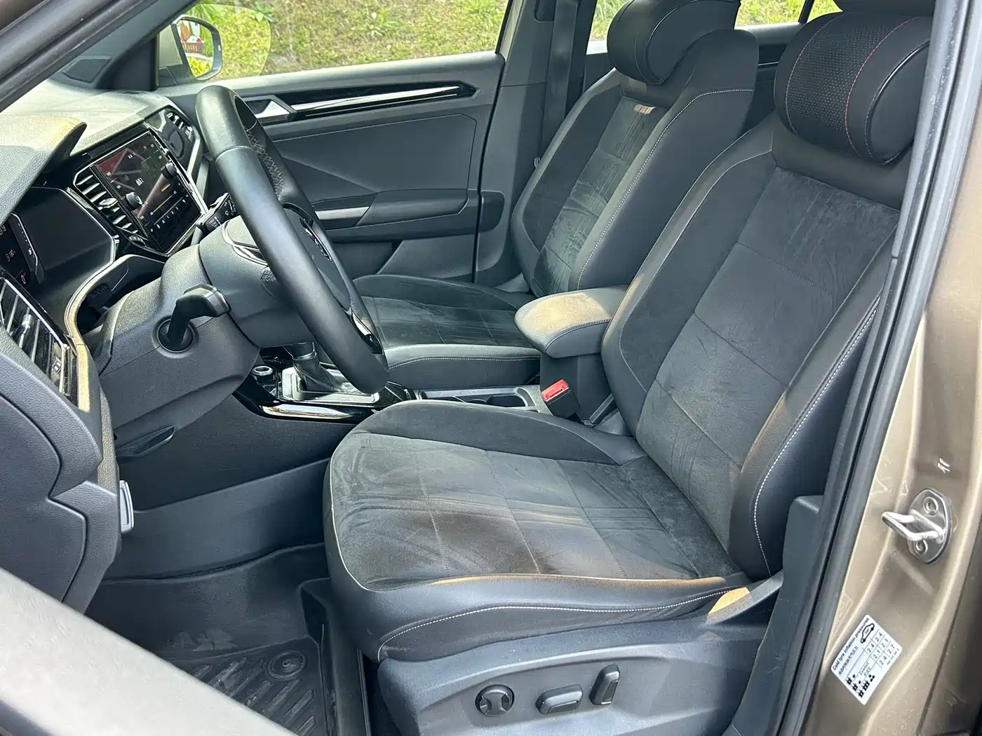Volkswagen T-ROC 2019 280TSI DSG 2WD Luxury Type China VI фото 6